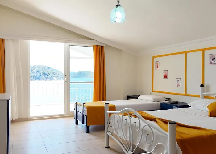 Yazici Bozburun Hotel *